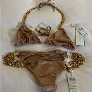 Beach Bunny bikini set size L